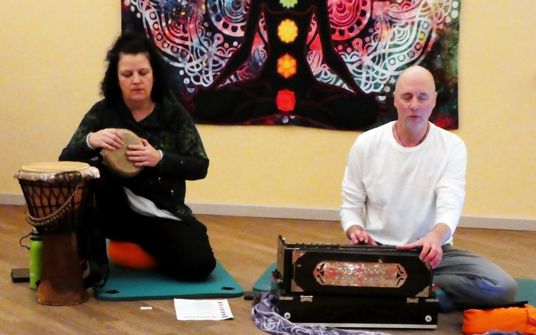Mantra zangcirkel & meditatie, © Ralf Krämer