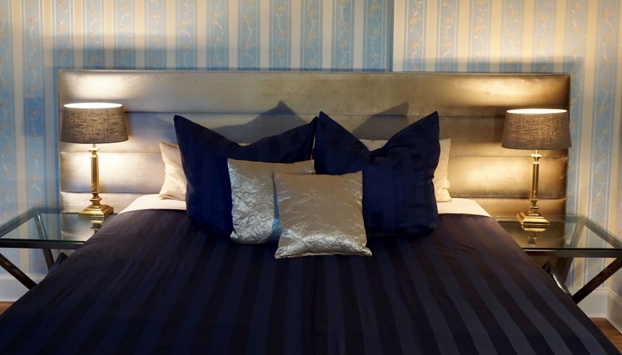 Slaapkamer in het landhuis Gevezin, © Gutshaus Gevezin