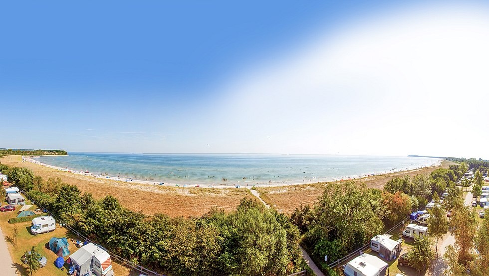 Kamperen aan het water, © Claas Abraham