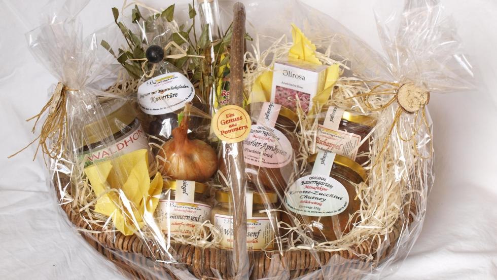 Pommerse mand gevuld met regionale producten, © Original Bauerngarten Manufaktur