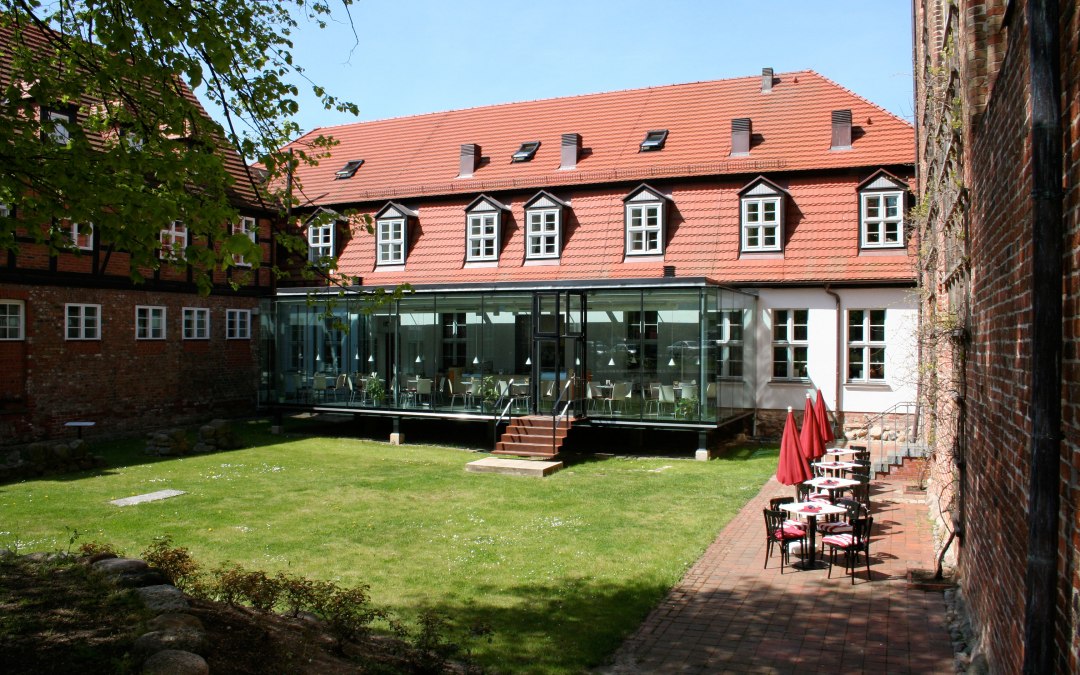 Zicht op de binnenplaats van het klooster, © Ribnitz Damgarten
