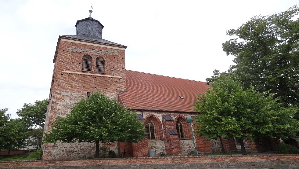 KricheWesenberg, © Mecklenburgische Kleinseenplatte Touristik GmbH