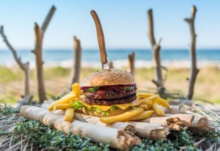 Beach House Burger // &copy; Friederike Hegner