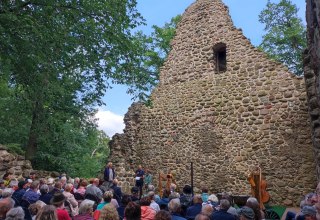 &copy; Kirchruine Dambeck