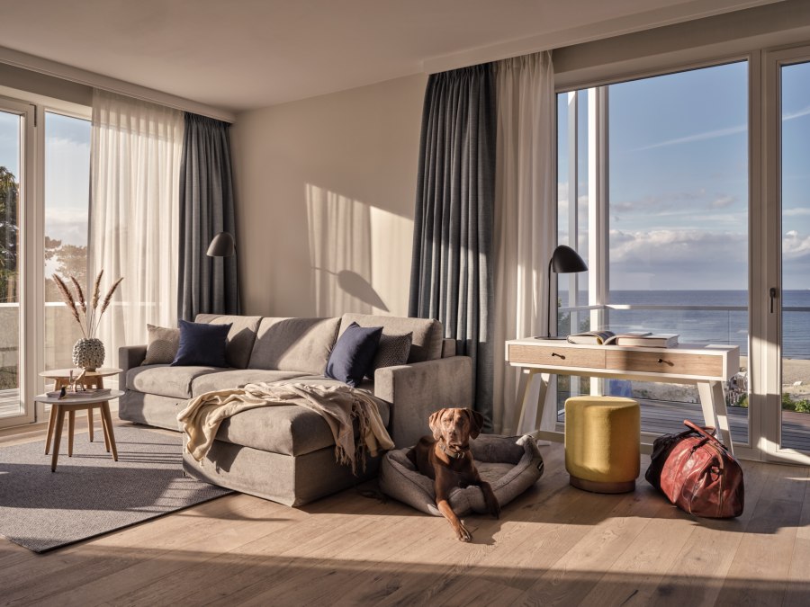 Hotel "the breeze" - living example, © Steve Herud
