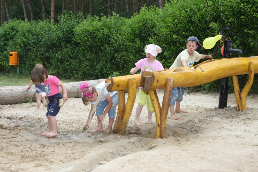 Mud facility at the Starnd, © Hans Döhring
