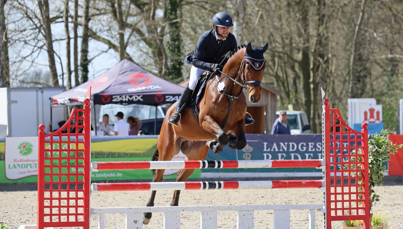 roman kotvyts mit ubitano IMG_0088-SharpenAI-Focus, &copy; Chrissis Pferdebilder