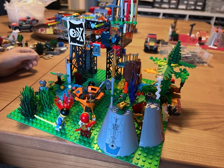 Free Construction // &copy; K&uuml;bo Bricks
