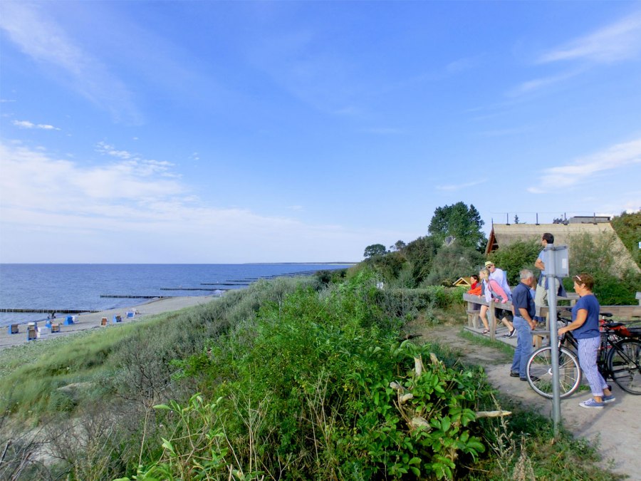 Platforma w drodze na wysoki brzeg, © Kurverwaltung Ahrenshoop · Foto Dana Schmidt