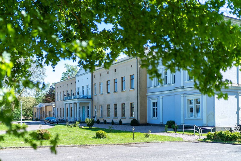 Vooraanzicht van Kasteel Semlow, © Schloss Semlow A. Hantke