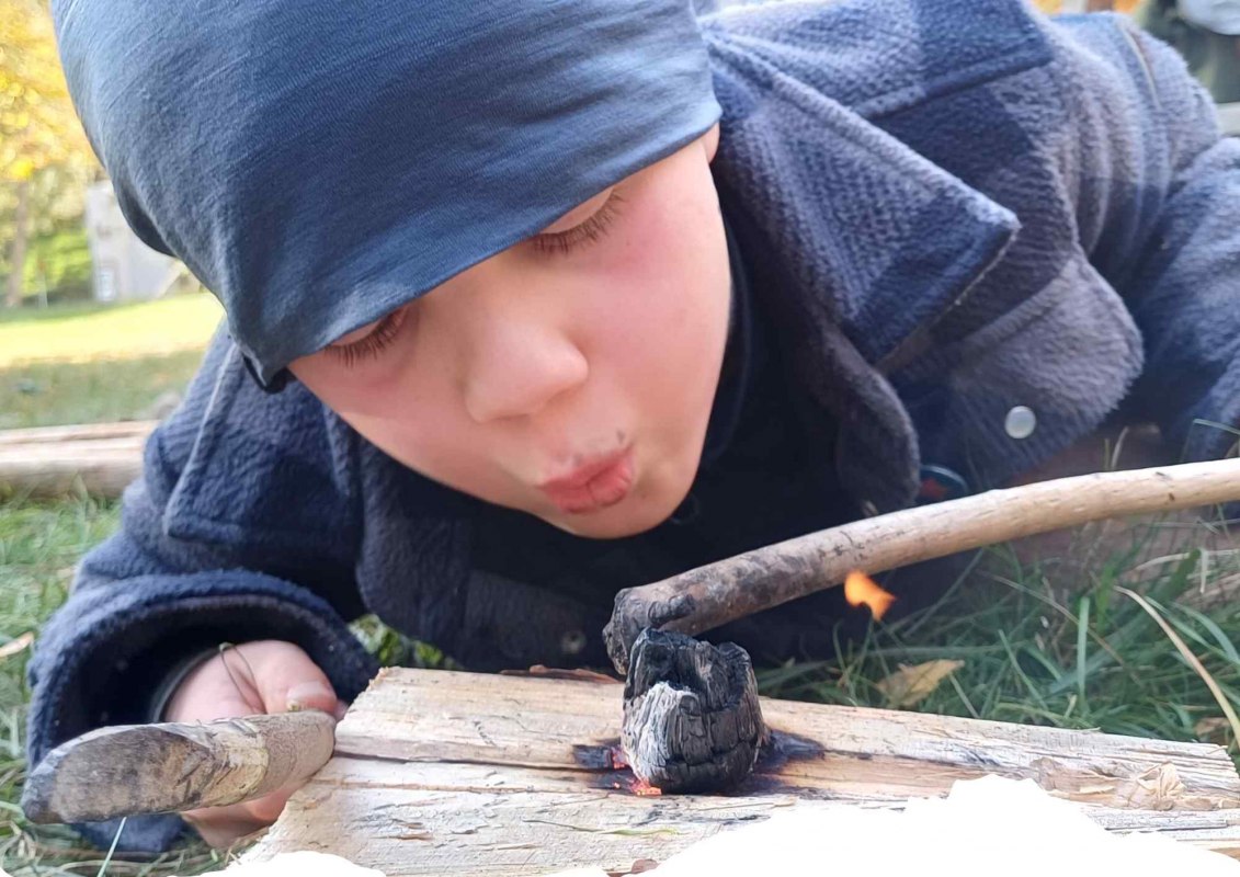 We experience different old techniques! // &copy; Christina Blohm