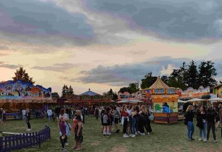 &copy; Hartwig Meyer