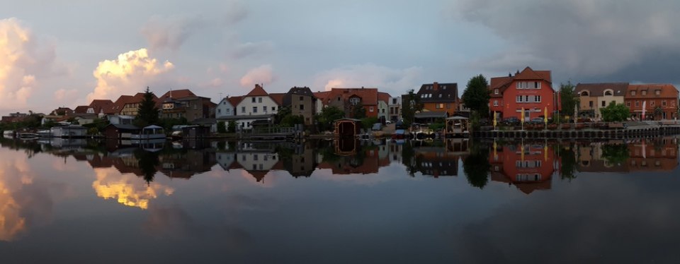 Uitzicht op het oude stadseiland van Malchow, © Pension am See