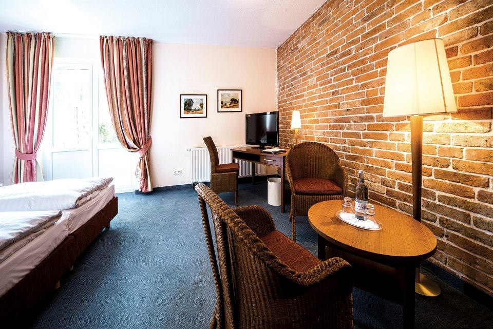 Pokój dwuosobowy w obiekcie Seehotel Heidehof, © Seehotel Heidehof Pokój dwuosobowy w obiekcie Seehotel Heidehof, © Seehotel Heidehof