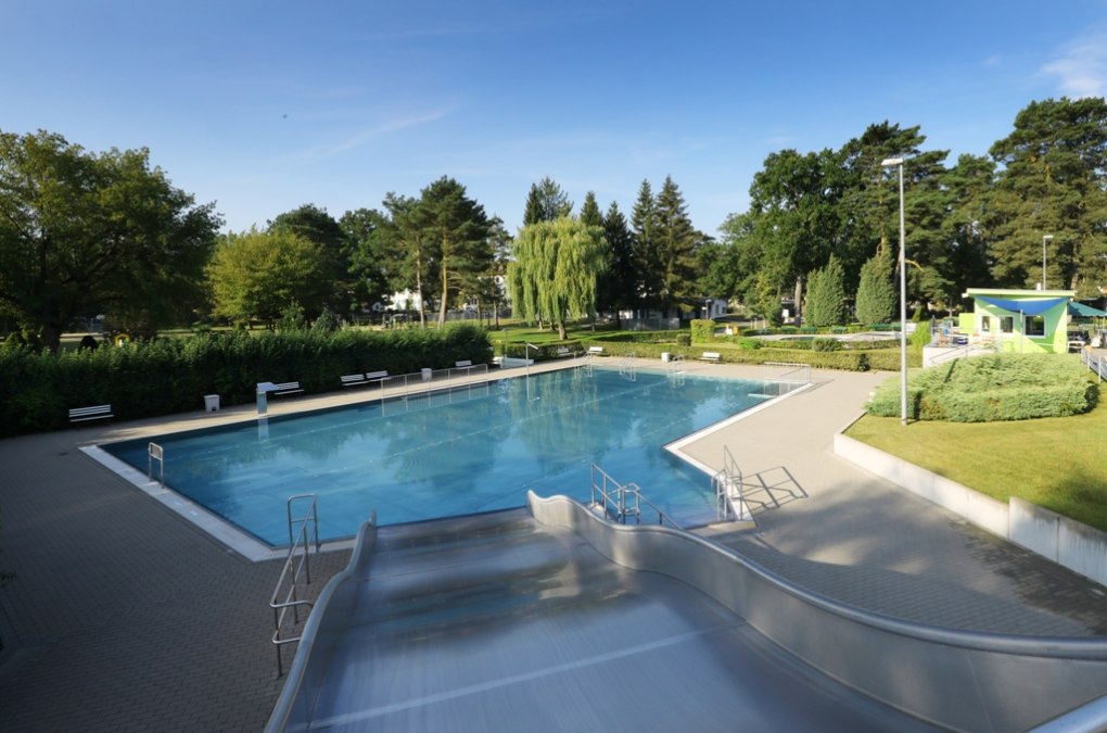 Waldbad Grabow - recreational pool with slide, © TMV/Gohlke