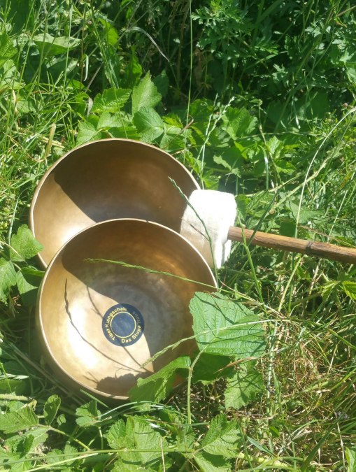 Sound bath, &copy; Sandra Kramer
