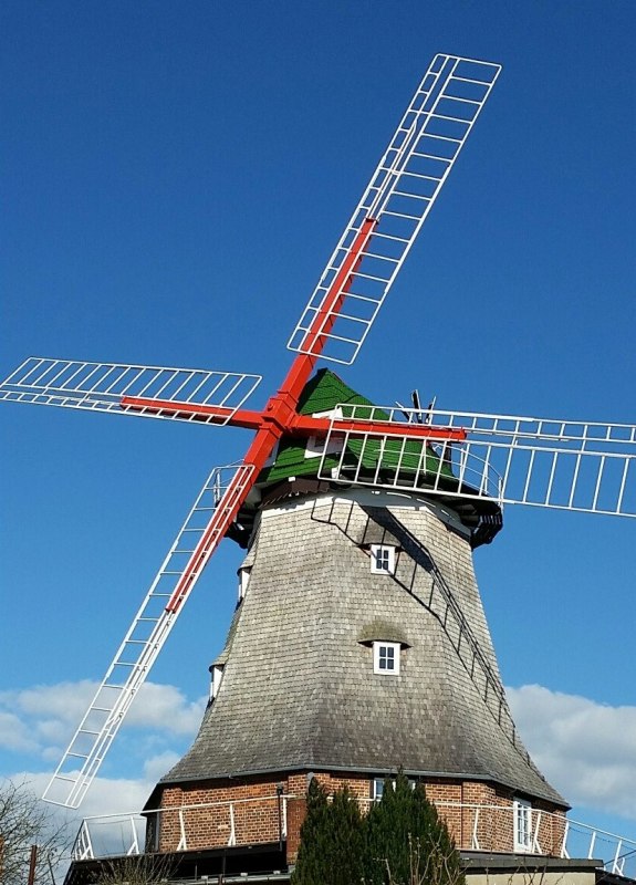 de "intrekbare" molen, &copy; Monika Ober&uuml;ber