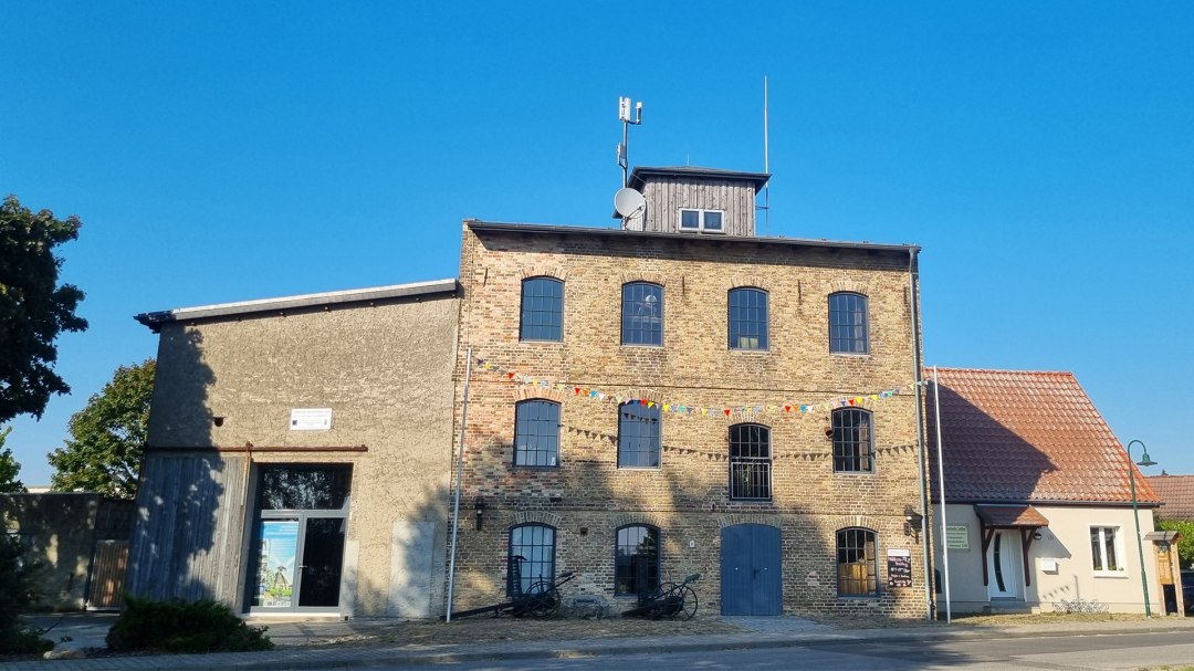 1-v2Copyright-Ossip-Strom-Motormuehle-Luebs_153443_1920x1080, © Monika Lehn 1-v2Copyright-Ossip-Strom-Motormuehle-Luebs_153443_1920x1080, © Monika Lehn