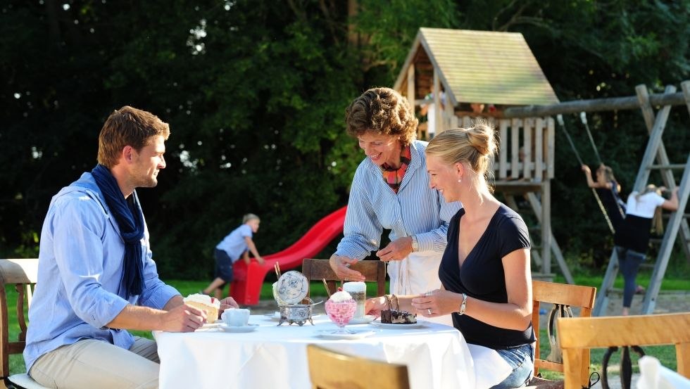 Przed kuźnią znajduje się mały plac zabaw, © TMV/Foto@Andreas-Duerst.de Przed kuźnią znajduje się mały plac zabaw, © TMV/Foto@Andreas-Duerst.de
