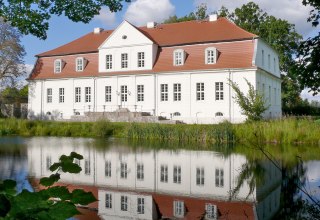 Buitenaanzicht van jachthuis Kotelow, © Jagdschloss Kotelow
