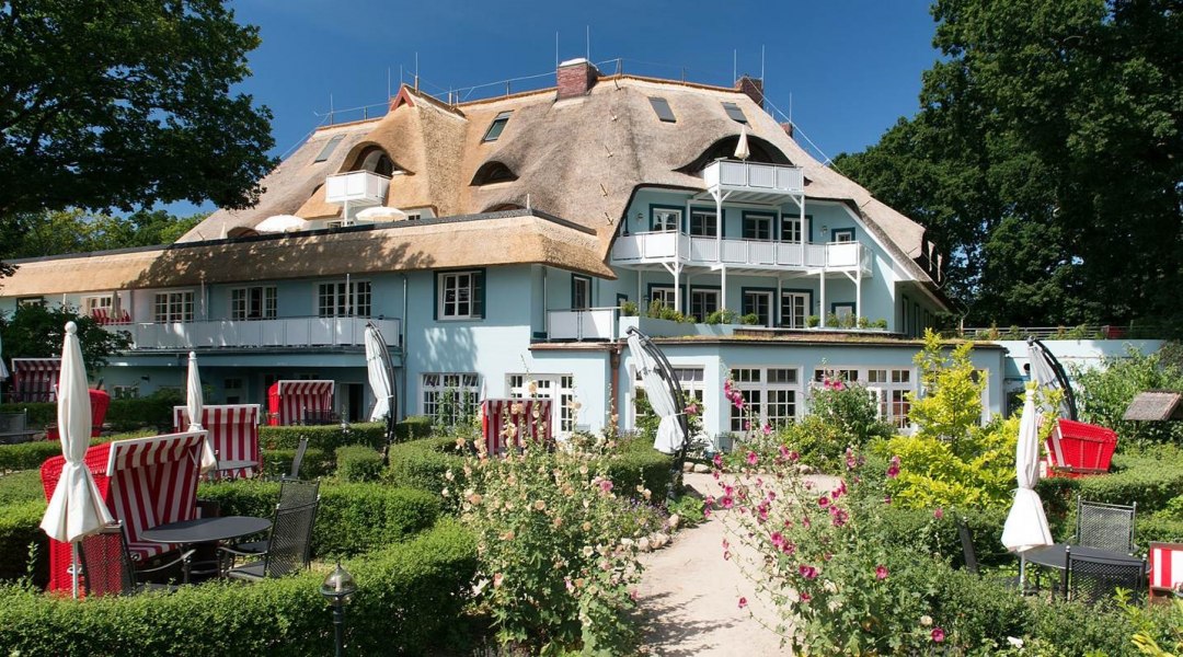 Hotel Fischerwiege z ogrodem śniadaniowym, &copy; Arnt L&ouml;ber