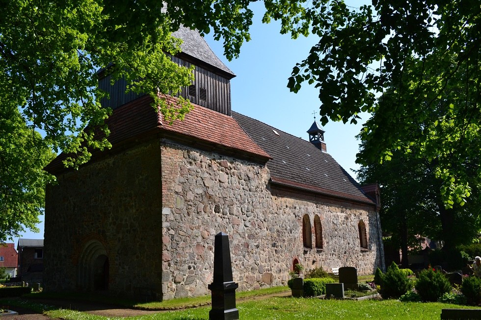 Field stone church Dänschenburg, © Lutz Werner Field stone church Dänschenburg, © Lutz Werner