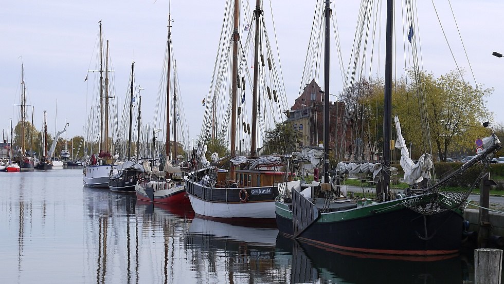 Sommige schepen en boten in de museumhaven zijn meer dan 100 jaar oud, © Sven Fischer