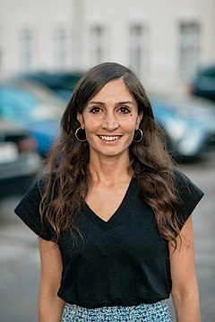 &copy; Hannes Leitlein