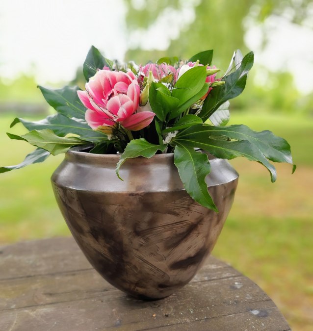 decorative vessel from the smoke fire, &copy; Sabine Oettel