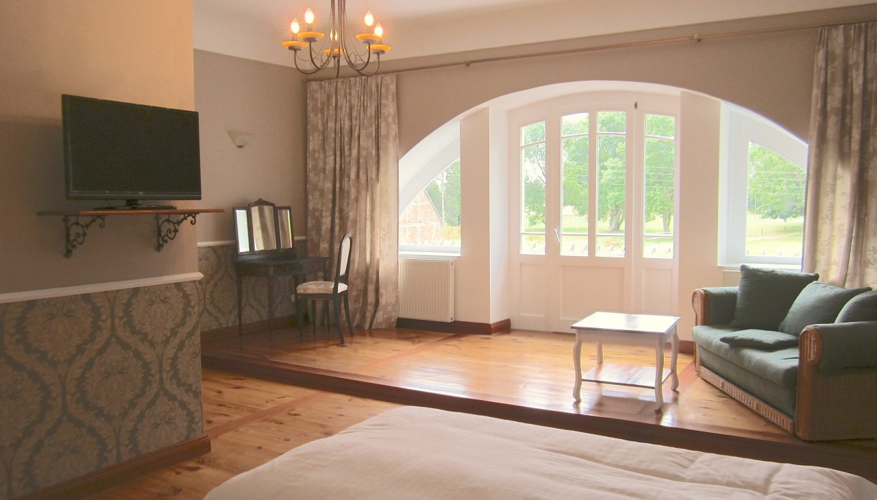 Junior Suite, &copy; Lunkenheimer