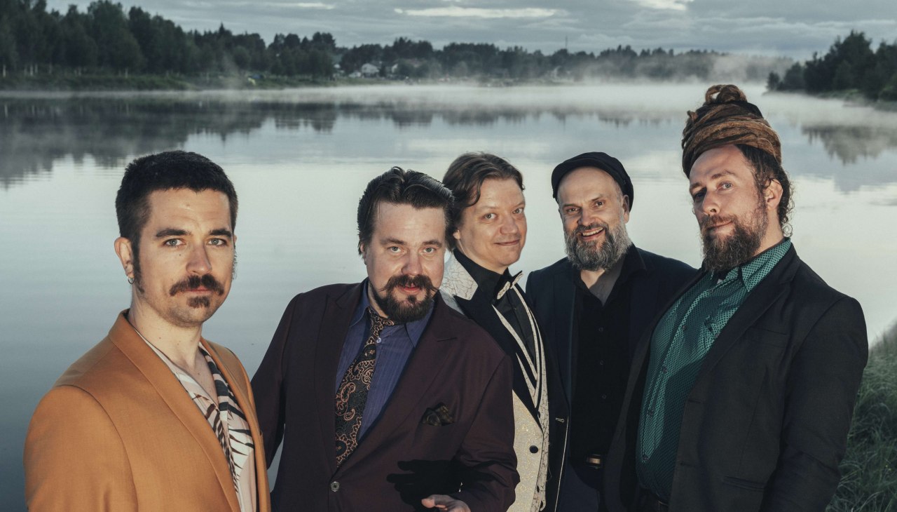 &copy; K&uuml;nstler