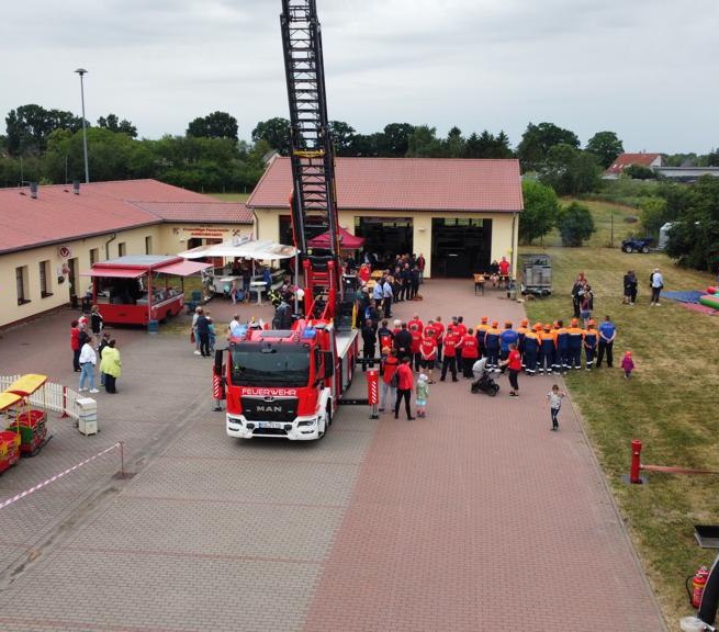© Förderverein der Freiwilligen Feuerwehr Ahrenshagen e. V © Förderverein der Freiwilligen Feuerwehr Ahrenshagen e. V