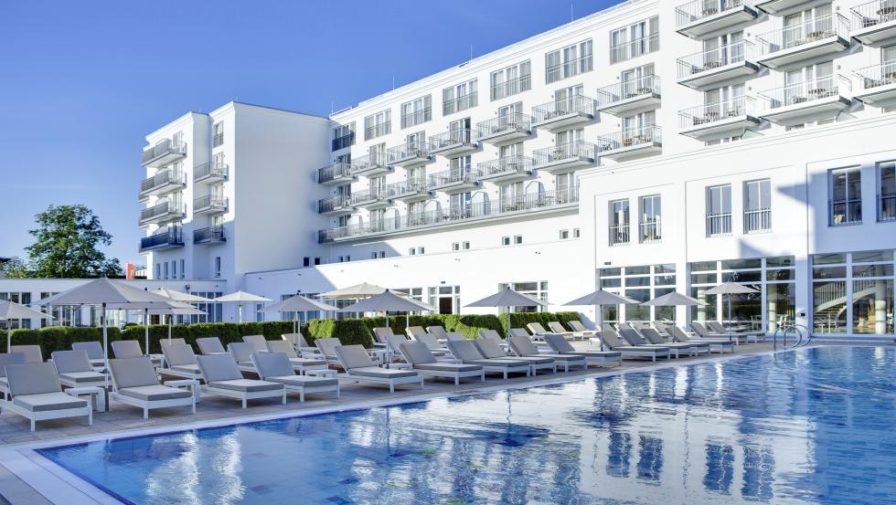 Het Grand Palais met buitenzwembad, © Steigenberger Heringsdorf