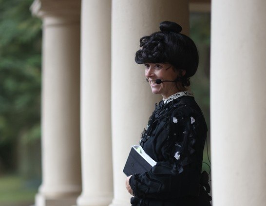 Anja Kretschmer as the Silesian poet Friederike Kempner (1828-1904) // &copy; Danny Gohlke