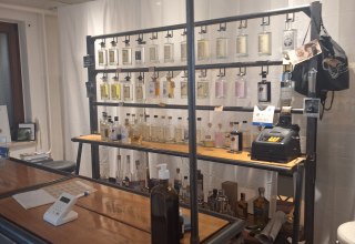 Tasting of the different brandies // &copy; Tourismusverband Mecklenburg-Schwerin