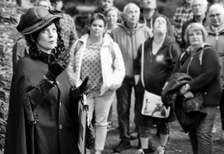 The Black Widow takes you into the world of 19th century funerals // &copy; Jasmin Freitag