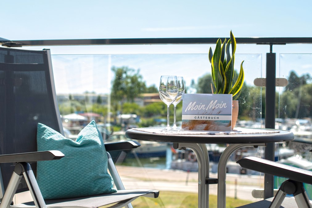Balkon mieszkania w Marina Müritz, © KUHNLE-TOURS Balkon mieszkania w Marina Müritz, © KUHNLE-TOURS