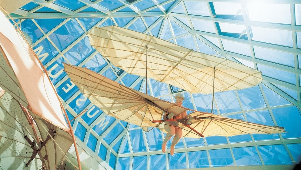 Imponujący świadkowie wsp&oacute;łczesności: modele samolot&oacute;w w Muzeum Otto Lilienthala w Anklam // &copy; MV-T/Werk 3