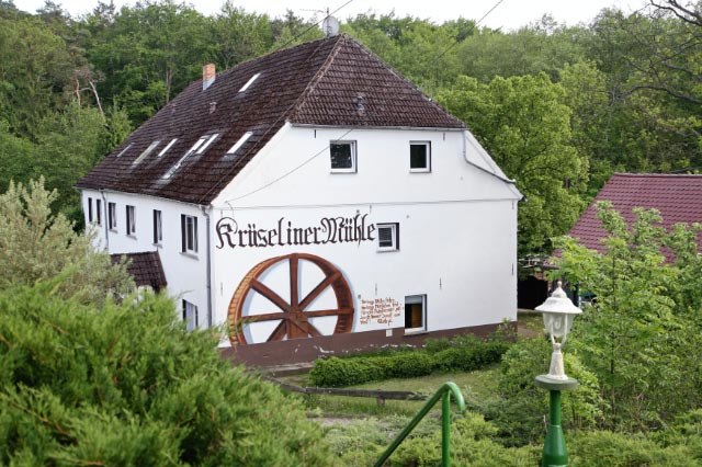 Krüseliner Mühle znajduje się u wlotu potoku Krüseliner Bach, © R. Menzke