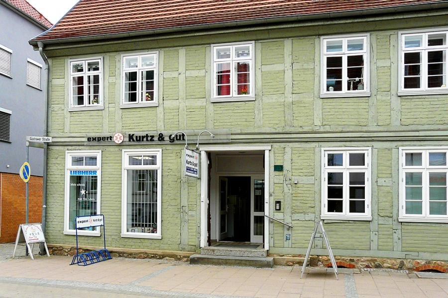 Expert Kurtz & Good - The store, © Expert Kurtz & Gut