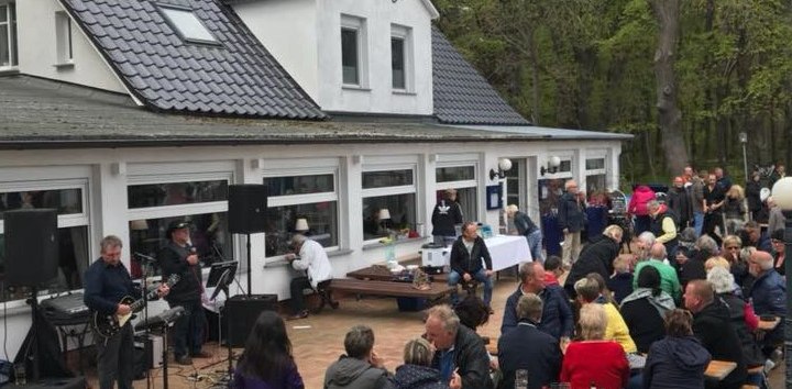 &copy; Strandcaf&eacute; Thiessow