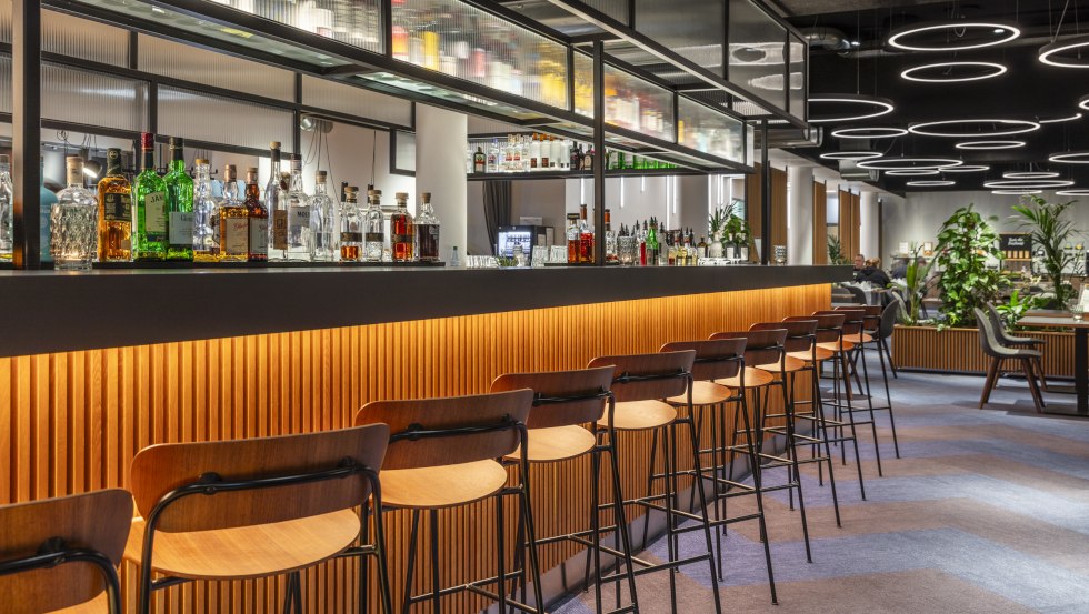 Hotel Bar // &copy; park inn by Radisson Wismar