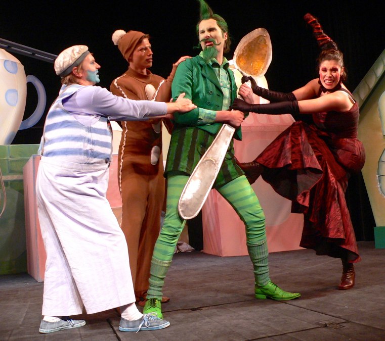 Scene from "The Gingerbread Man "Children's play from the repertoire of the house, © HäntzschelVorpommersche Landesbühne