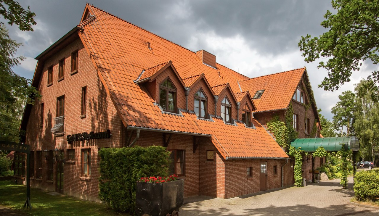 Odwiedź Stettiner Hof bezpośrednio na Szlaku Rowerowym Wybrzeża Morza Bałtyckiego w Neuenkirchen niedaleko Greifswaldu, &copy; Stettiner Hof