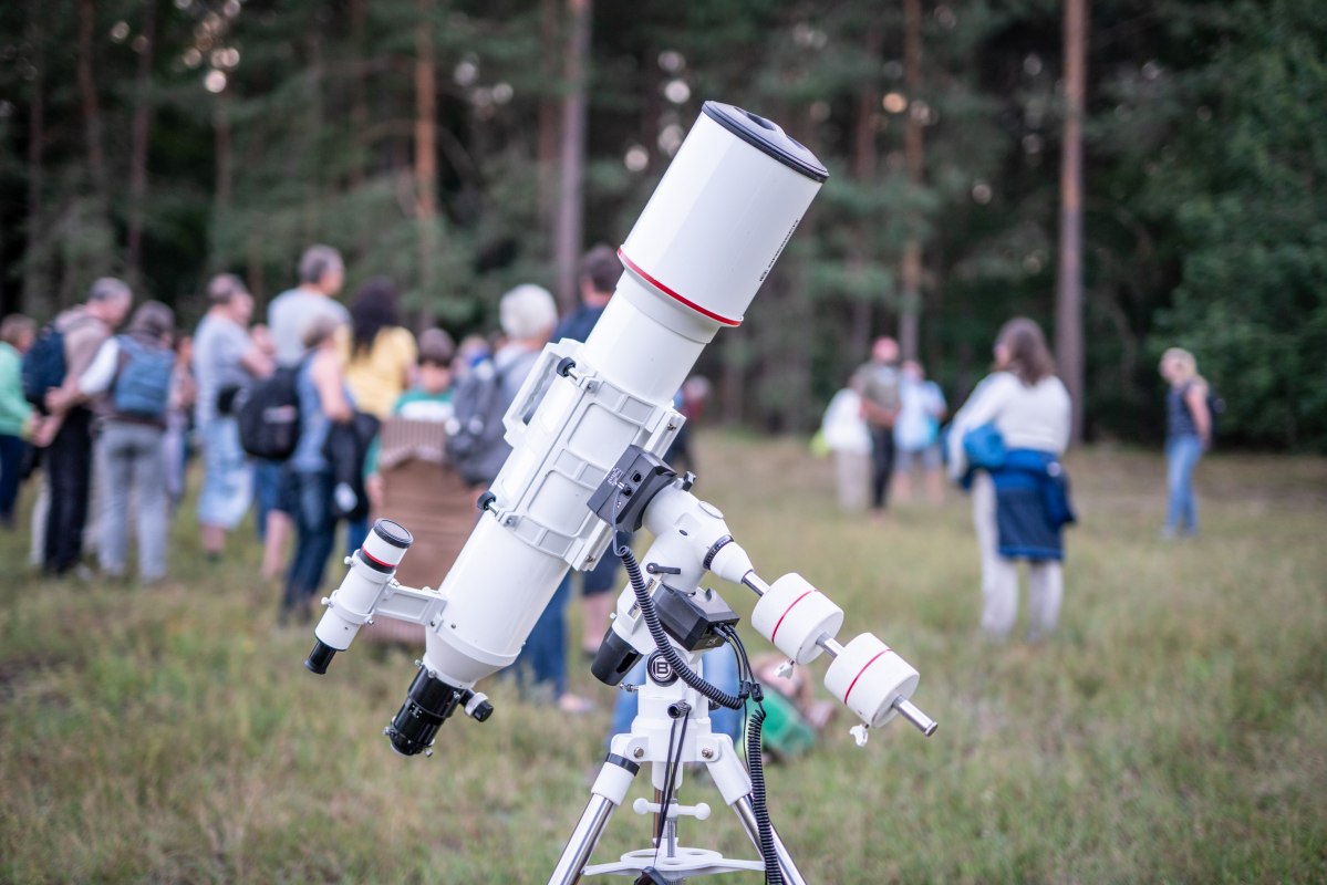 Gwiazdy bardzo blisko // &copy; Tobias Kramer