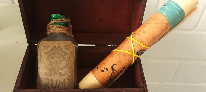 Treasure chest with treasure map // &copy; JSB e. V.