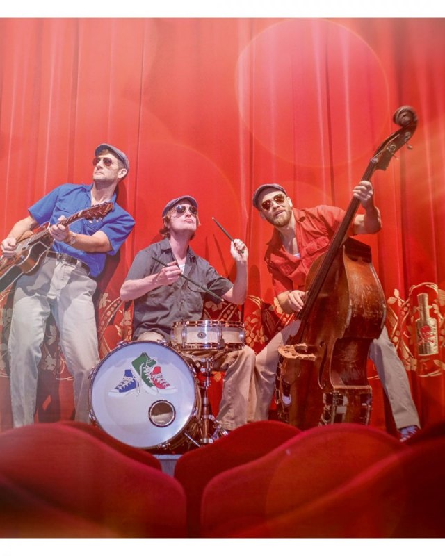 Ribbon // &copy; Rockhouse Brothers