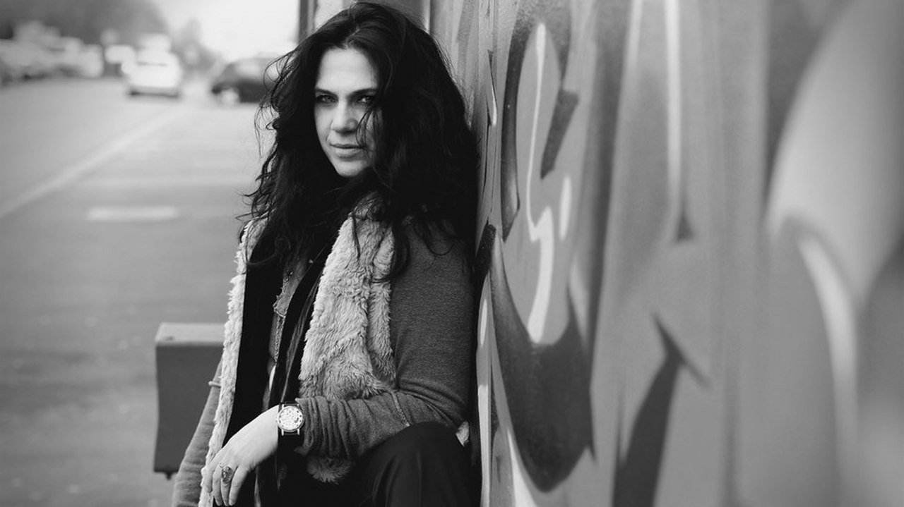Sari Schorr // © M&D Promotion Ltd. Sari Schorr // © M&D Promotion Ltd.