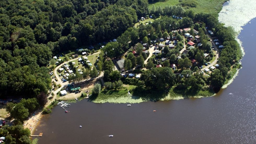 Luchtfoto camping Sternberger Seenland, © Camping Sternberger Seenland