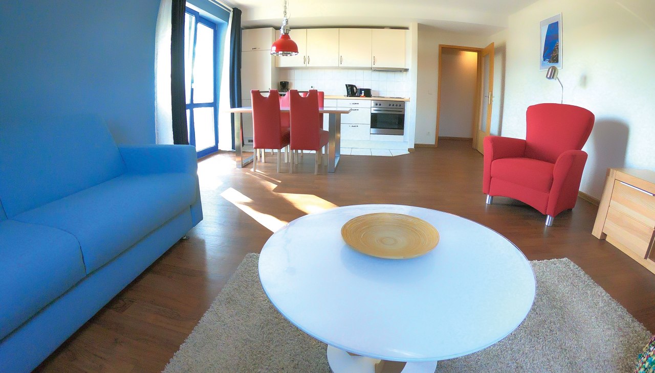 captains-apartment-wohn-ess-kueche, © KUHNLE-TOURS captains-apartment-wohn-ess-kueche, © KUHNLE-TOURS